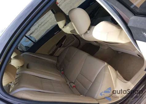 2011 Honda Accord 3.5 Ex-L z USA, uszkodzony, nr VIN 1HGCP3F87BA018436